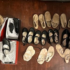 Attention dance moms and dance instructors!!!!  Make an offer!!Dance shoes!!